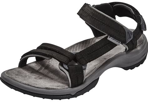Which is better chaco or Teva?