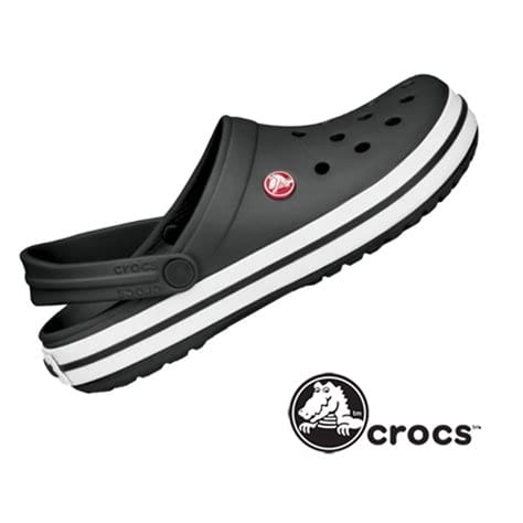 Should your toes touch the end of Crocs?