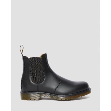 Do Dr. Martens Chelsea boots stretch?