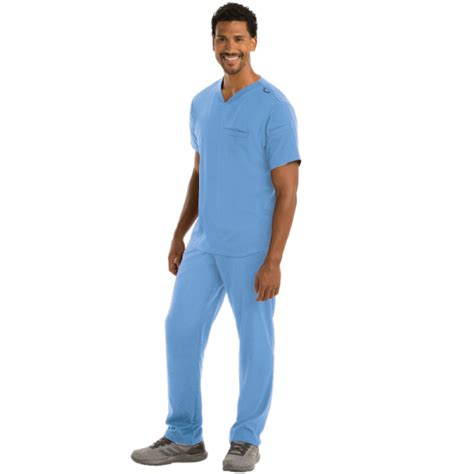 How do you size yourself for scrubs?