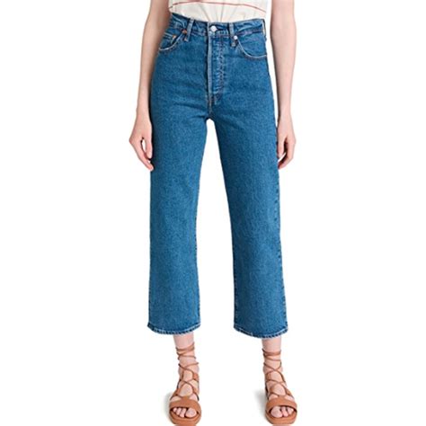 Are Levi's ribcage flattering?
