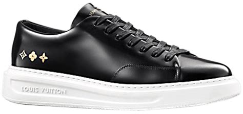 How do you stretch Louis Vuitton sneakers?