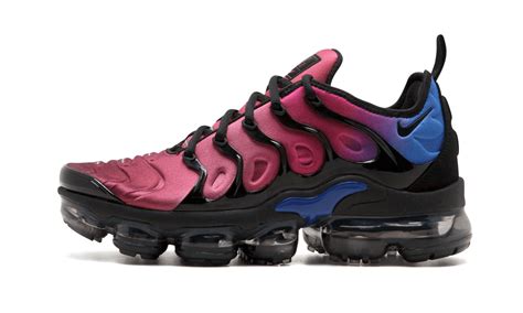 Do you wear VaporMax with socks?