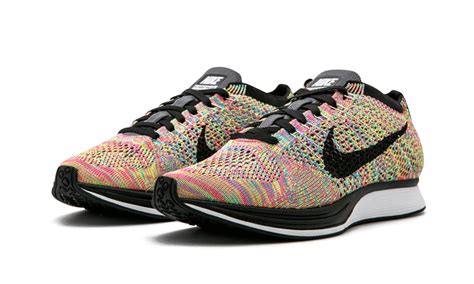 Are you supposed to wear socks with Nike Flyknit?