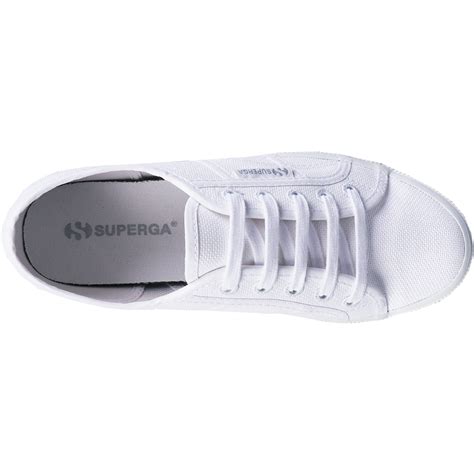 Are Supergas comfortable to walk in?