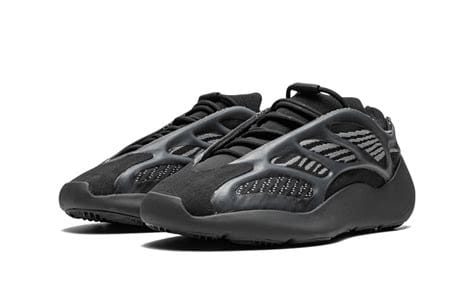 yeezy 700 true to size