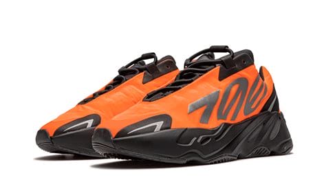 yeezy 700 true to size