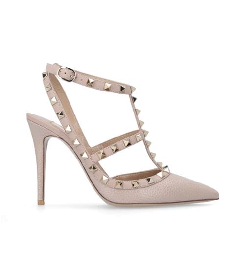 Are Valentino Rockstud Pumps True To Size? – SizeChartly