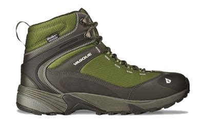 Should walking boots be a tight fit?