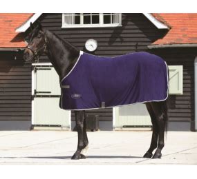 Will my horse overheat in a fly rug?