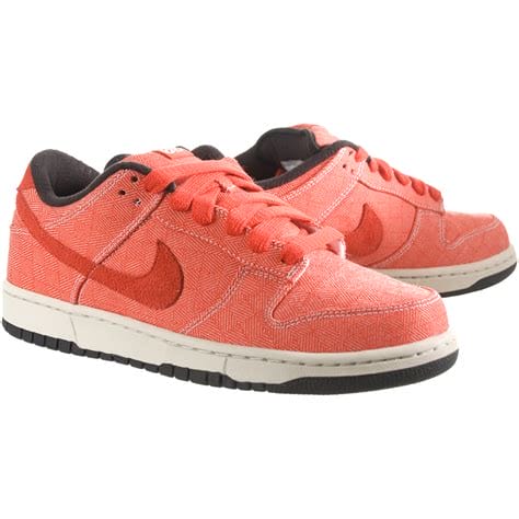 size 4 dunks