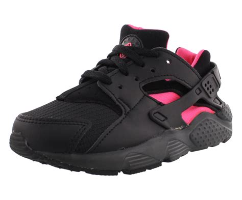 Are huaraches meant to be worn without socks?