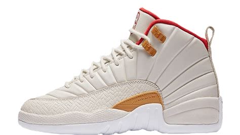 Do Jordan 12s have arch support?