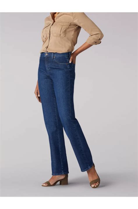 How do relaxed straight jeans fit?